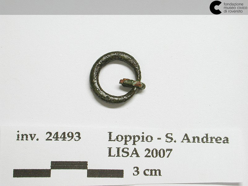 Il sito archeologico di S. Andrea - Loppio | reperti in metallo